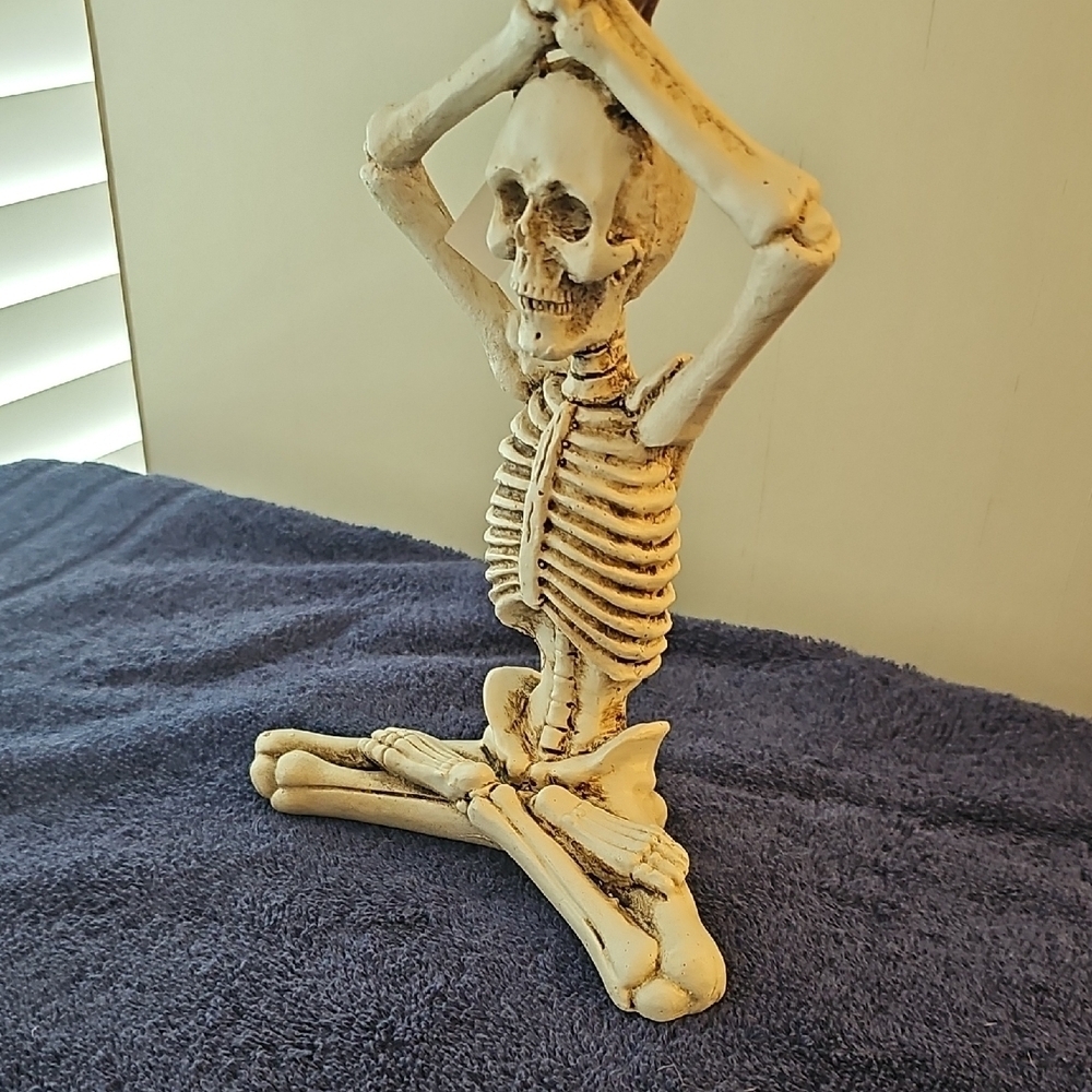 New Two 12" Ceramic Yoga Skeletons with Greenery  Halloween Decor Holiday - Picture 12 of 16